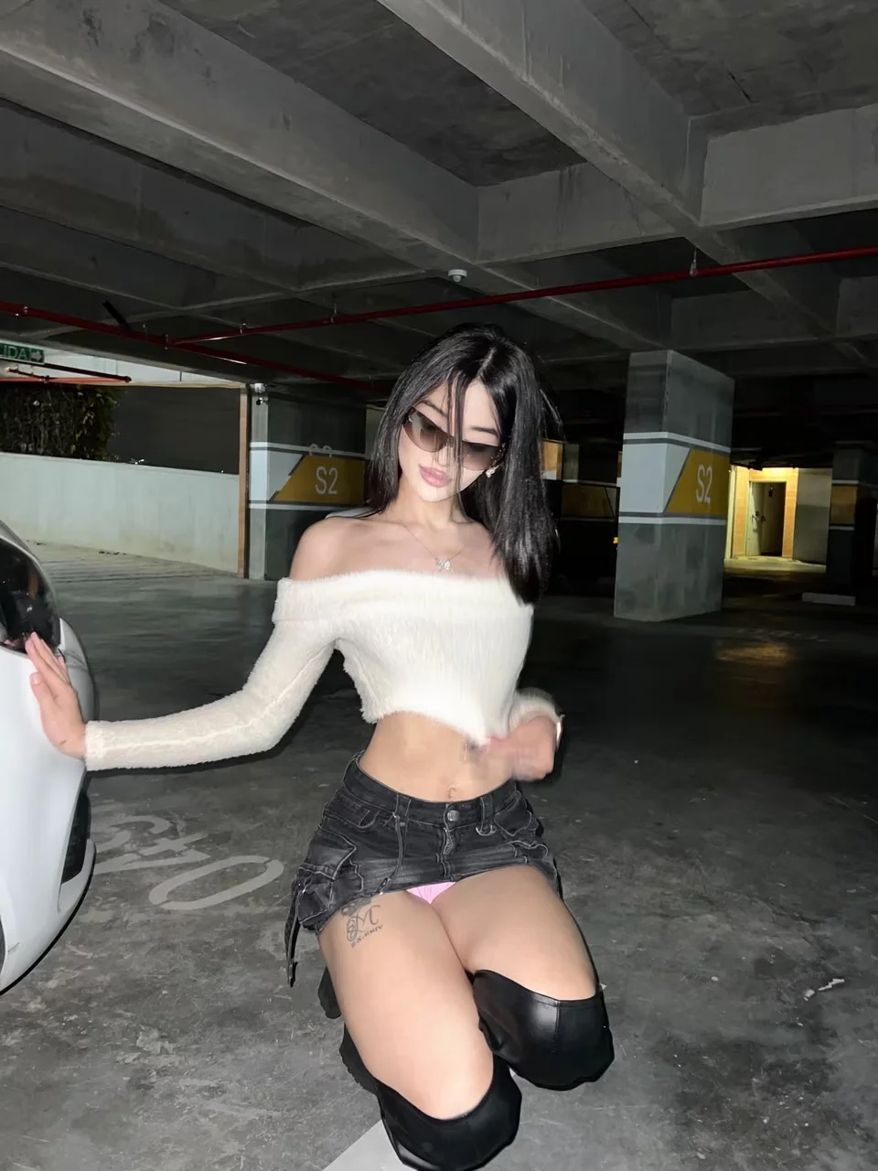Mia 18yo OnlyFans photo 13